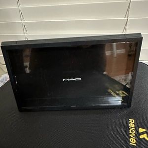 Mac Cosmetics magnetic palette